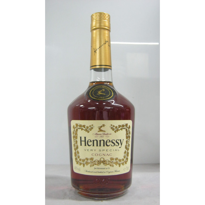 Hennessy 0.7L Very Special