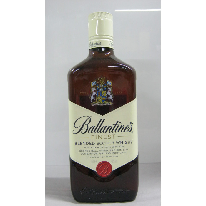 Ballantines 0.7L Whisky