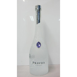 Vodka 0.7L Pravda